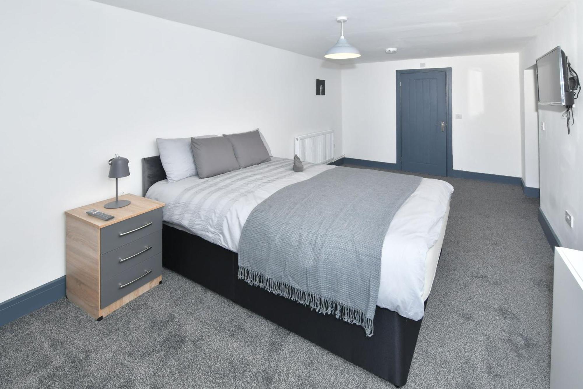 Townhouse @ 24 Brunswick Place Stoke Etruria Exterior photo